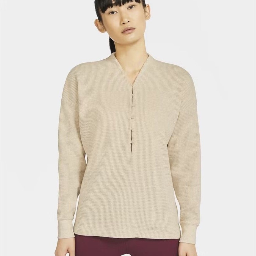 Nike Yoga Waffle Knit V Neck Pullover, Medium